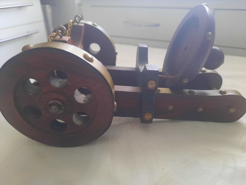 Flaschenhalter kanone aus - ,